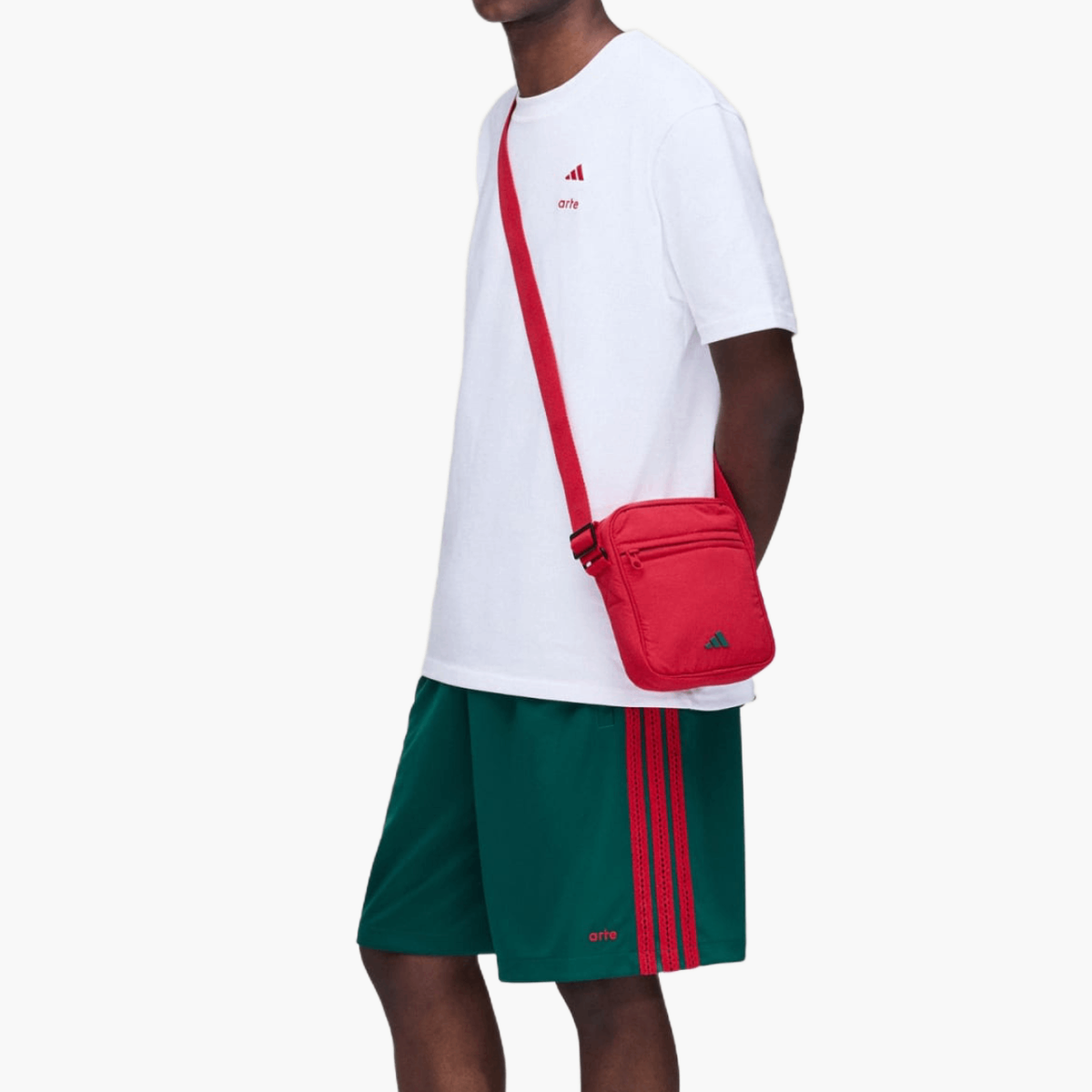 Sacoche Adidas x Arte Antwerp Rouge