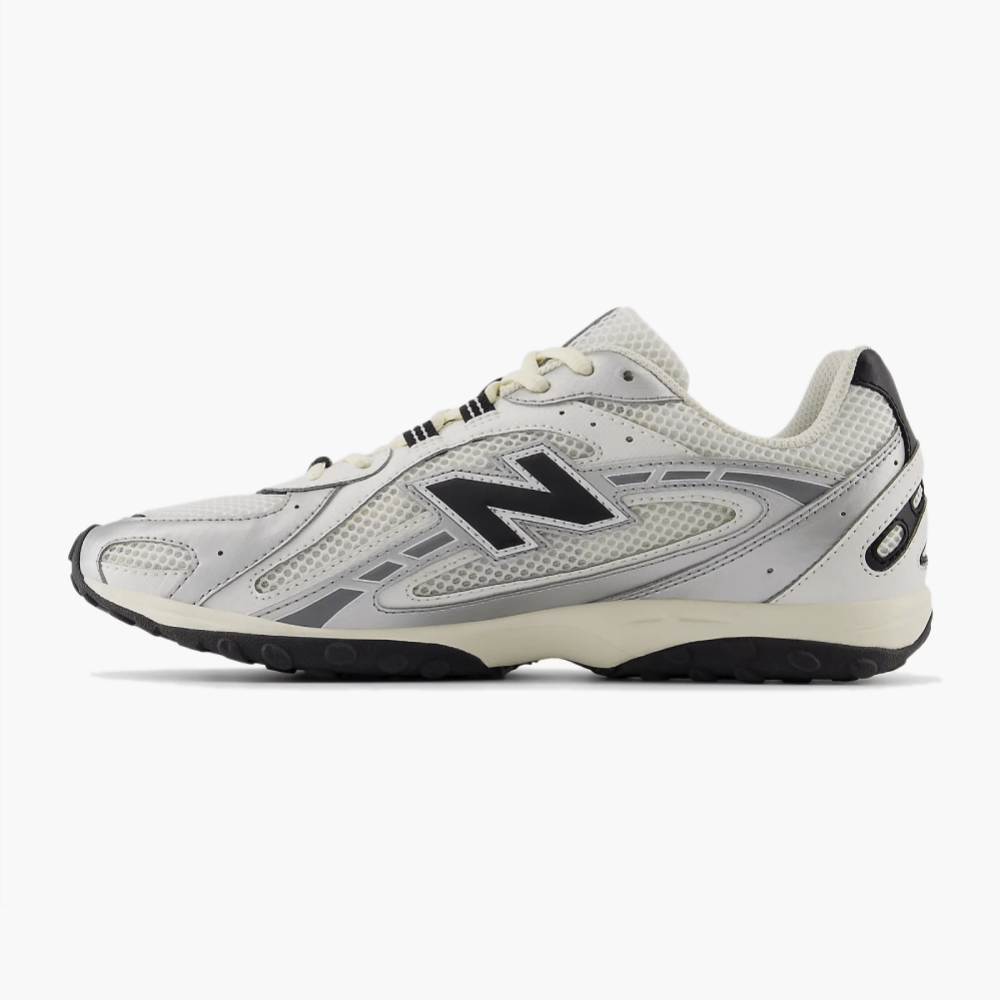 New Balance 204L Silver | Sneakers Femme SS26
